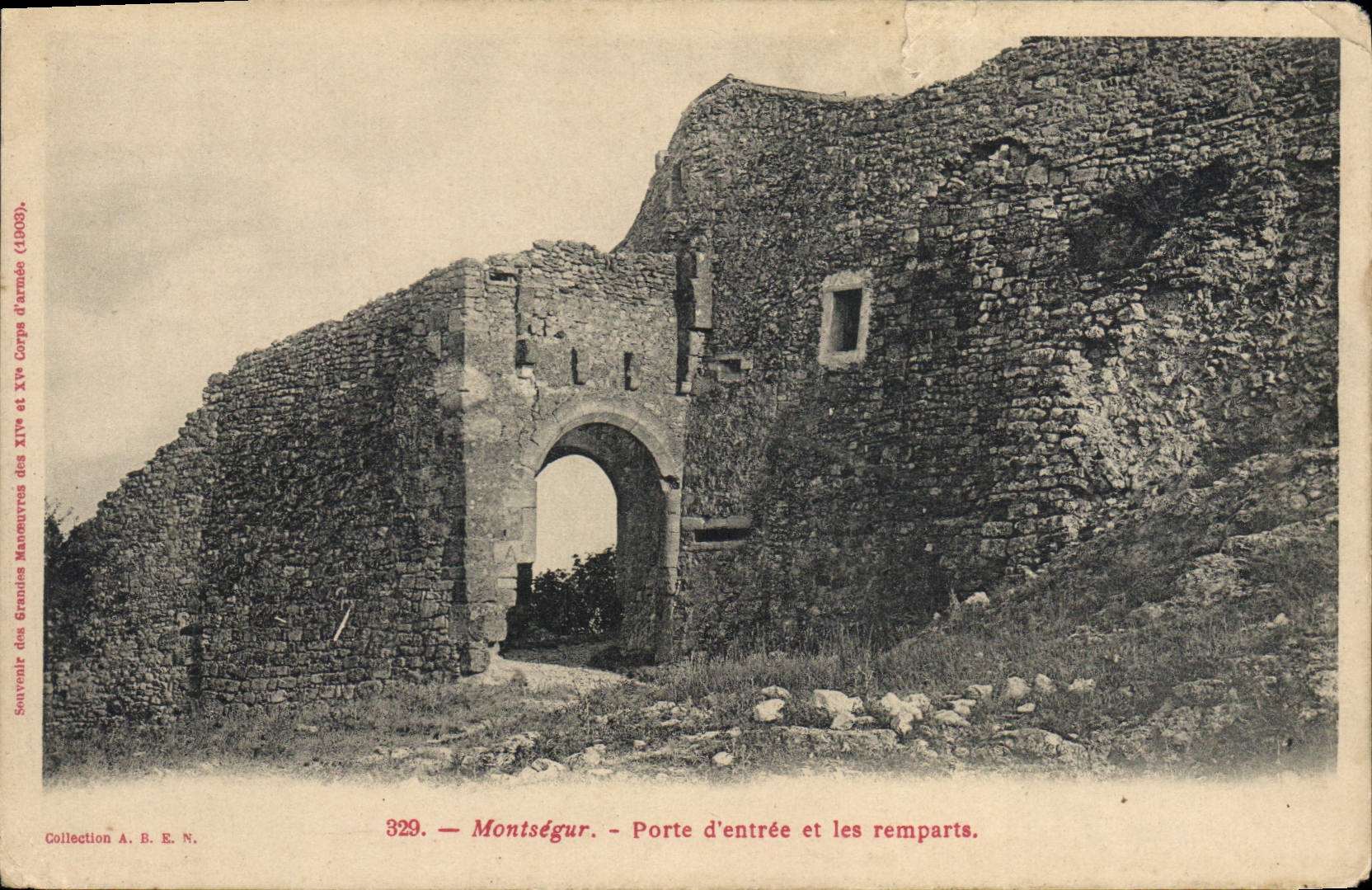 CPA Montsegur Porte d'Entree et les Remparts