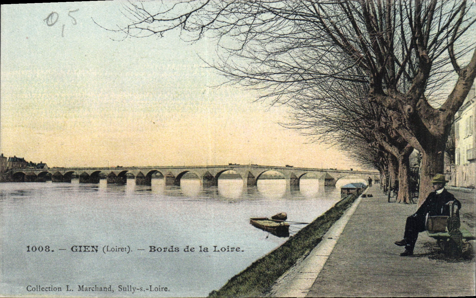 CPA Gien Loiret Bords de la Loire 