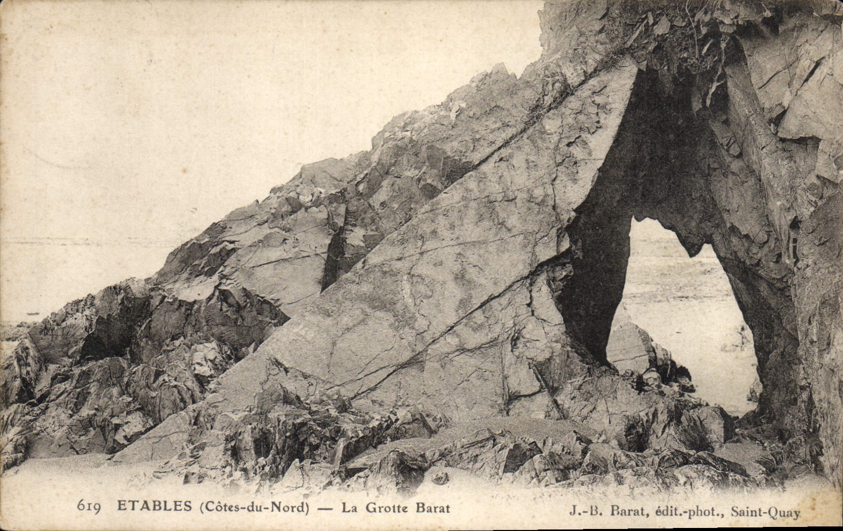 CPA Etables Cotes du Nord La Grotte Barat