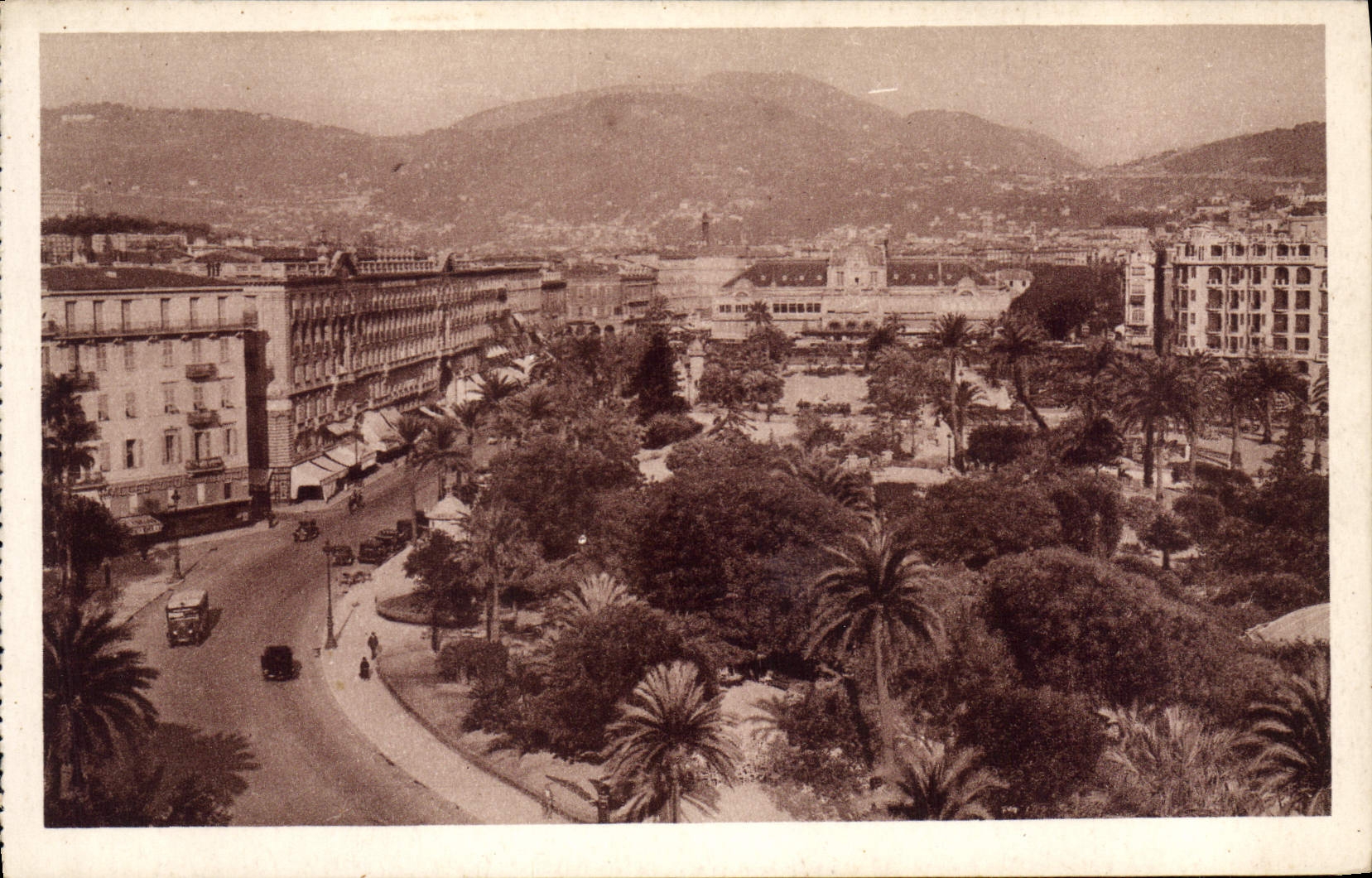 CPA Cote d'Azur Nice les Jardins Albert 1er et l'Avenue de Verdum