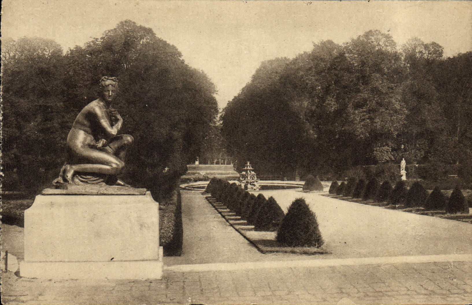 CPA Versailles Parterre du Nord La Nymphe 