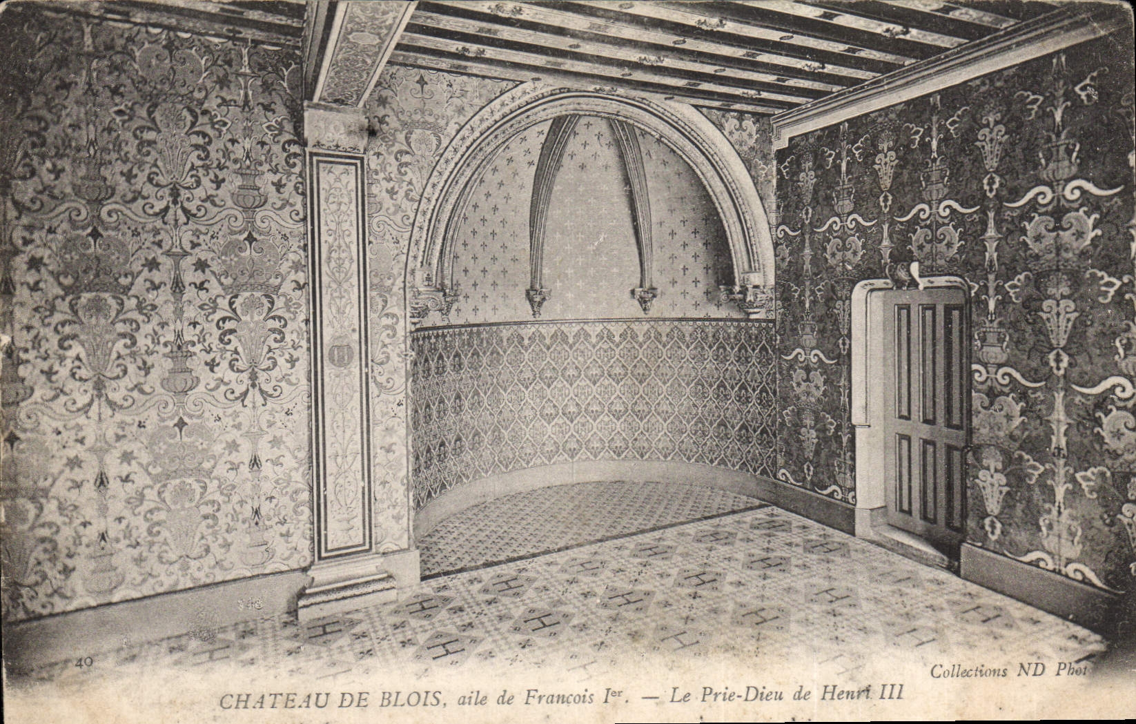 CPA Chateau de Blois aile de Francois I Le Prie Dieu de Henri III 