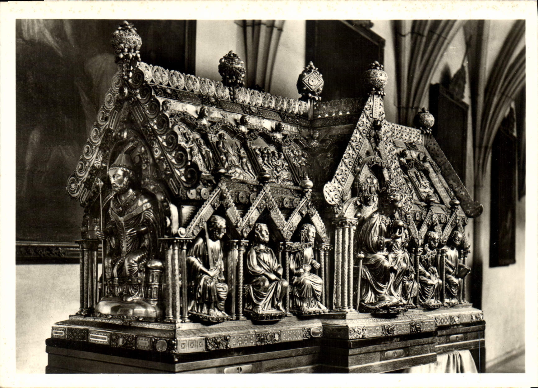 CPA Aachen Dom Der Marienschren vollendet 1236 mit den