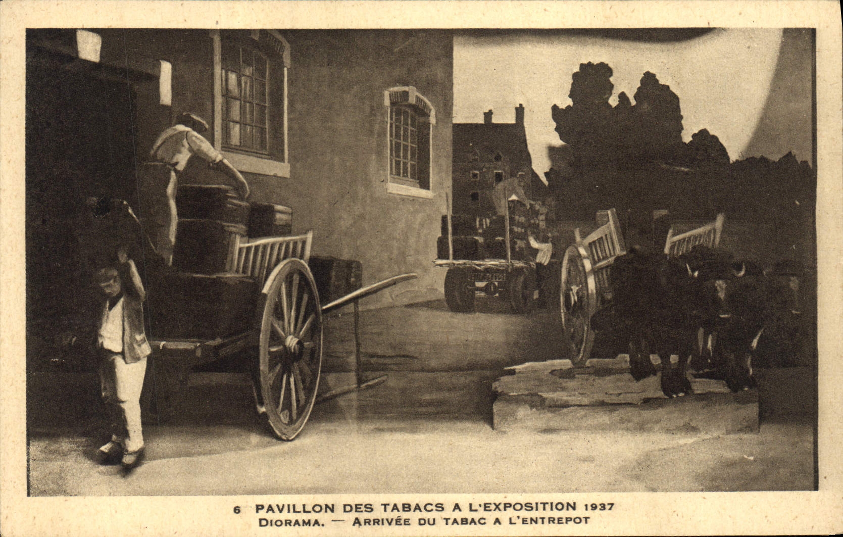 CPA Pavillon des Tabacs a l'Exposition 1937 Diorama Arrivee du Tabac a L'Entrepot