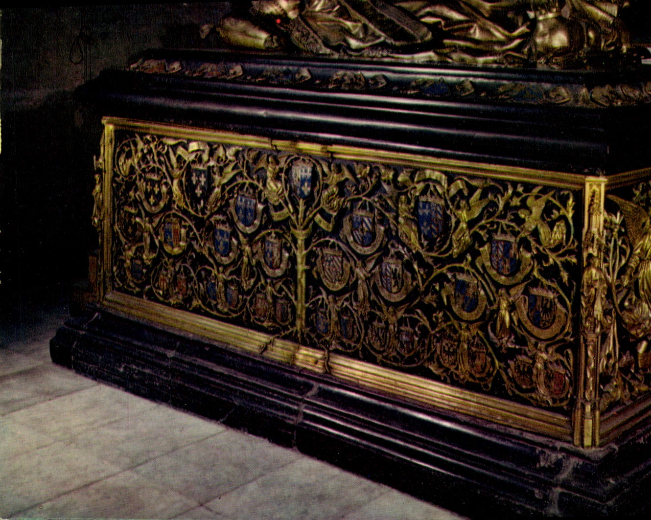 CPM Brugge OL Vrouekerk Praalgraf vanMaria van Bourgondie