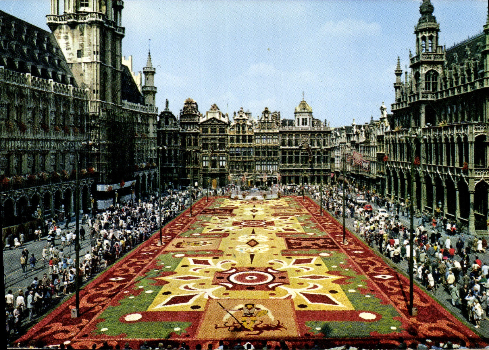 CPM Bruxelles Brussel Grand Place Tapis de fleurs