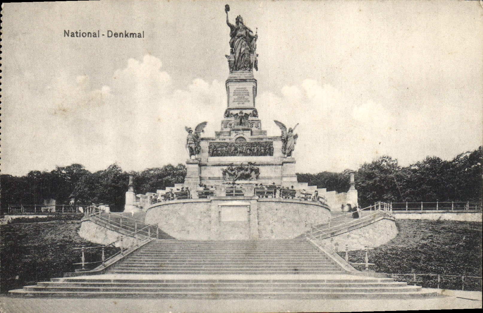 CPA National Denkmal 