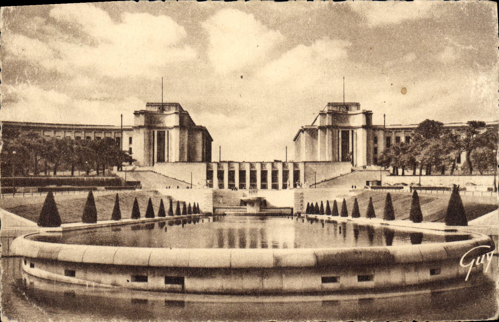 CPA Paris et ses Merveilles Le palais de Chaillot vu des jardins
