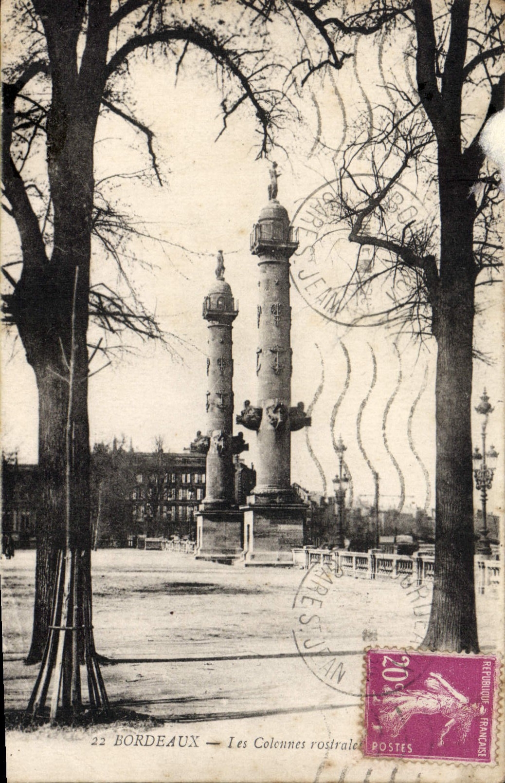 CPA Bordeaux Les Colonnes rostrale 