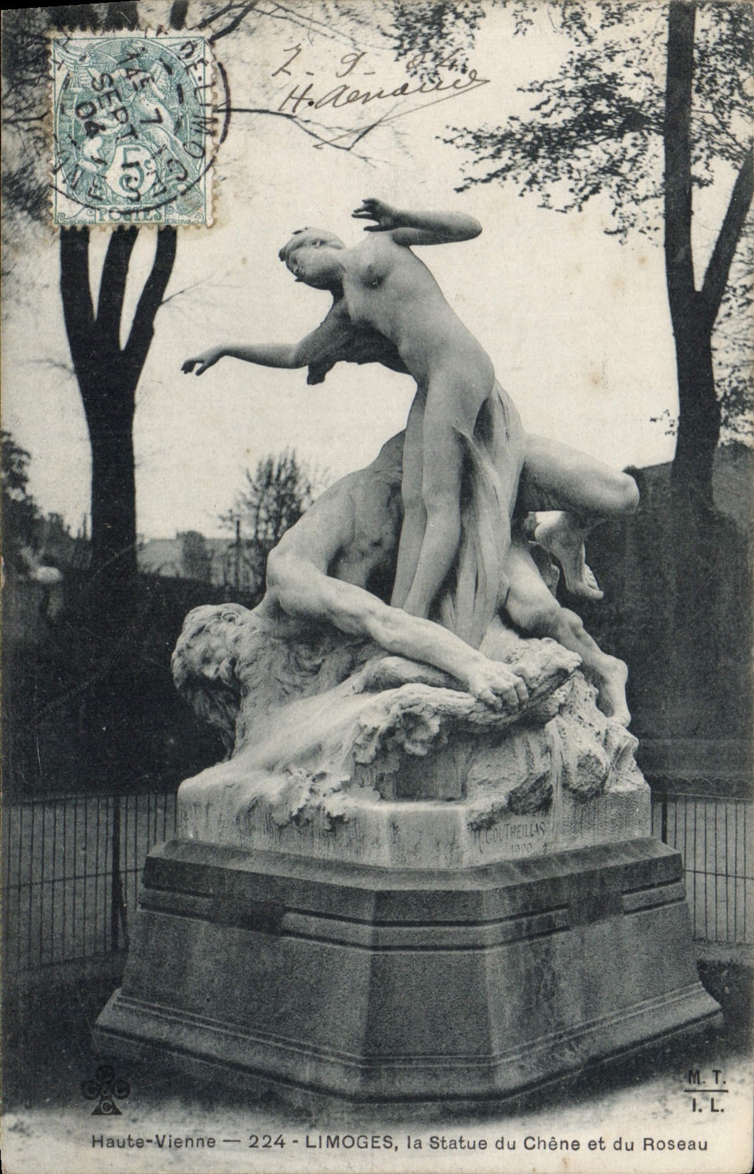 CPA Haute Vienne Limoges la Statue du Chene et du Roseau