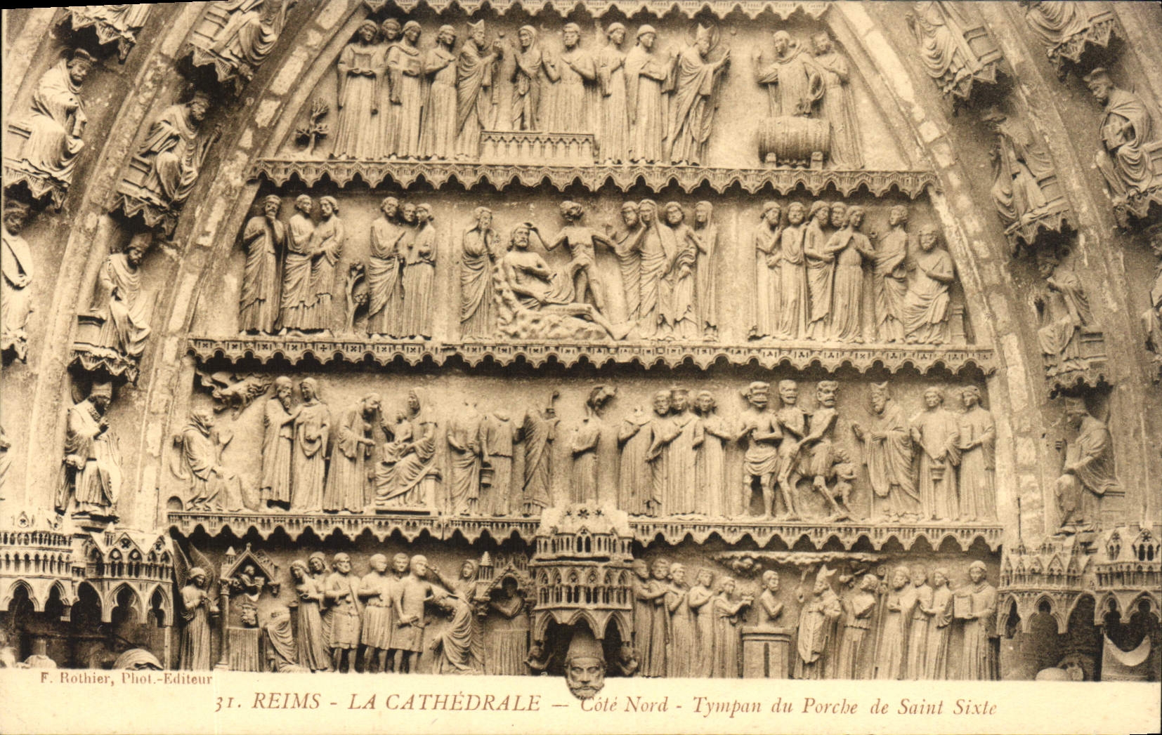 CPA Reims La Cathedrale Cote Nord Tympan du Porche de Saint Sixte