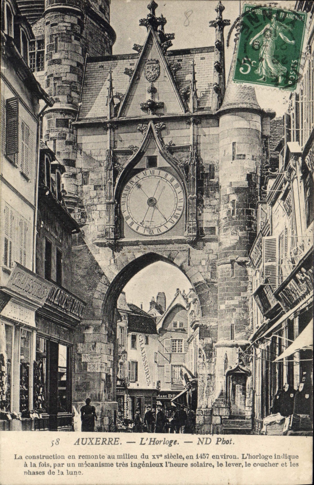 CPA Auxerre L'Horloge 