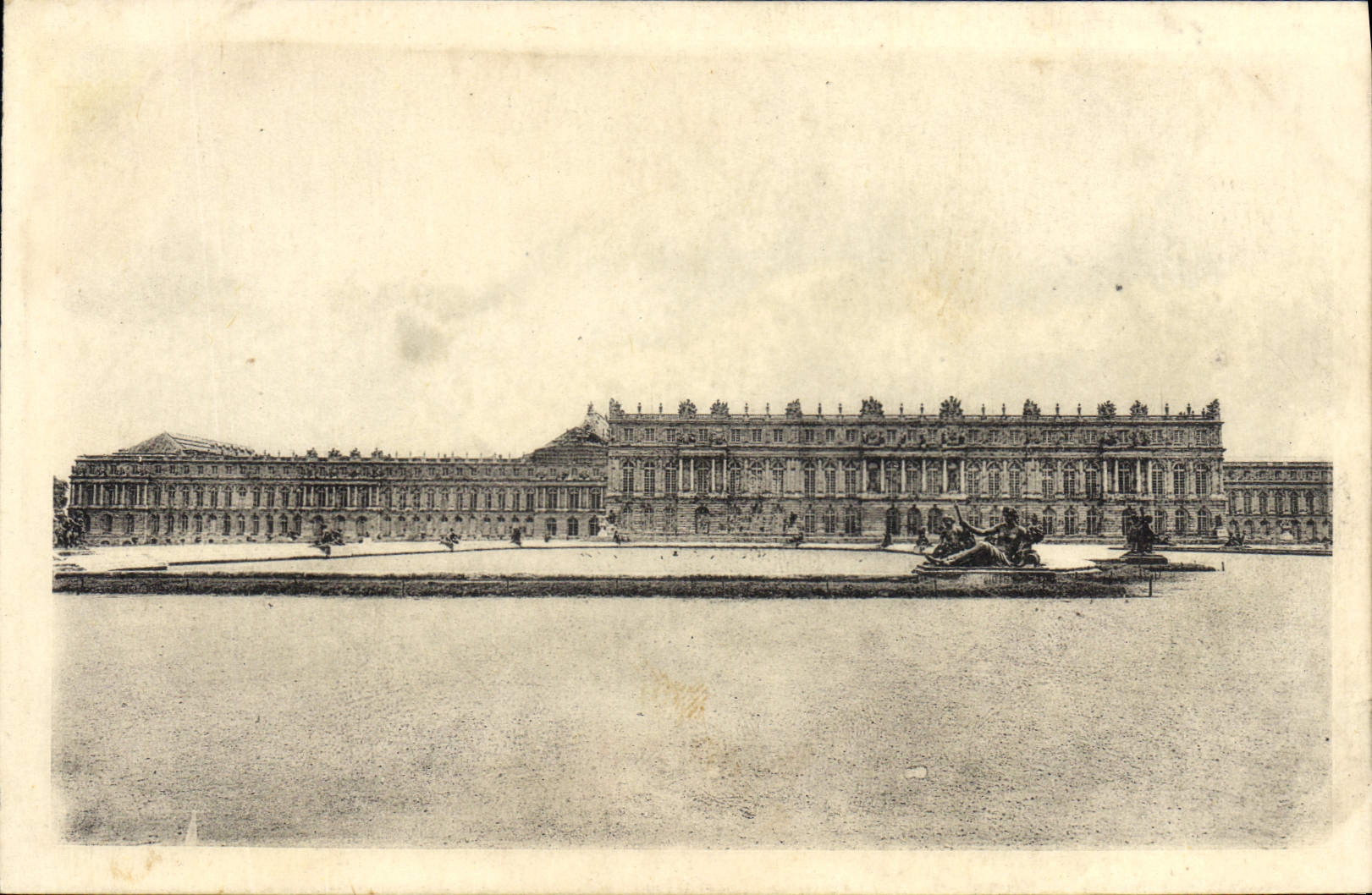 CPA Chateau de Versailles Facades sur les Jardins 