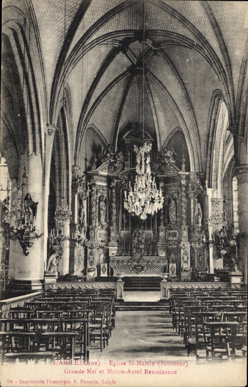 CPA L'Aigle Eglise St Martin Interieur Grande Nef Et Maitre Autel Renaissance