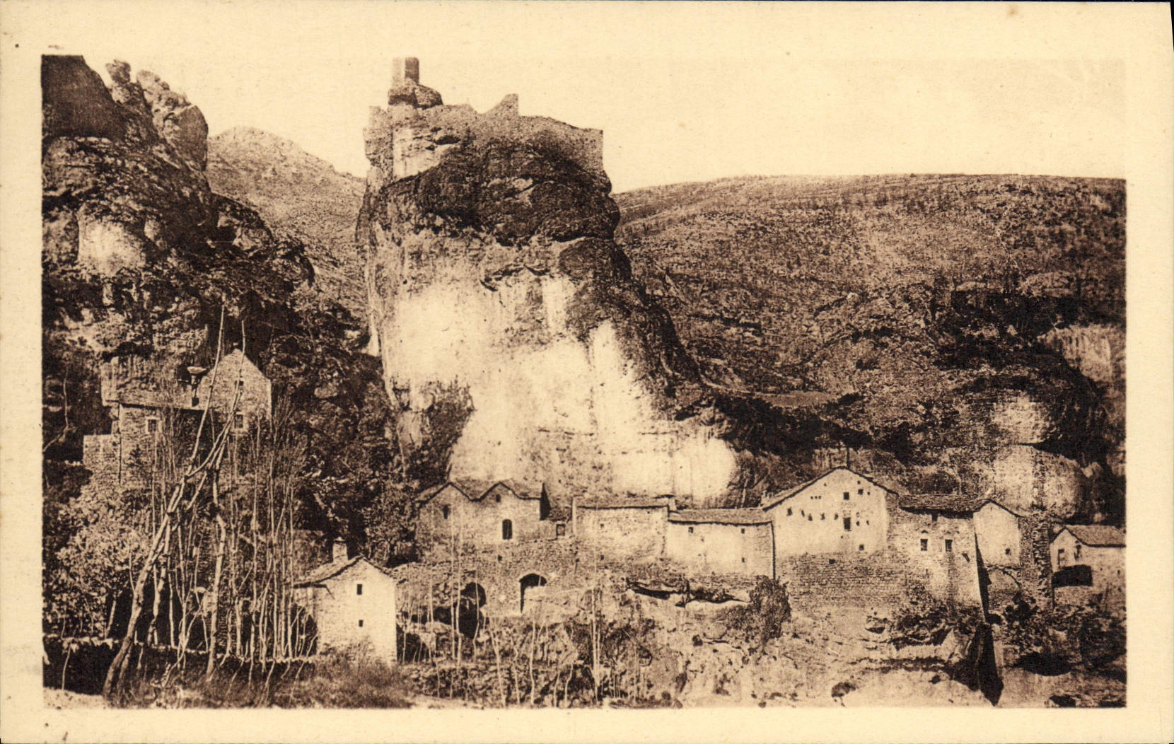 CPA Castelbouc Vue Generale 