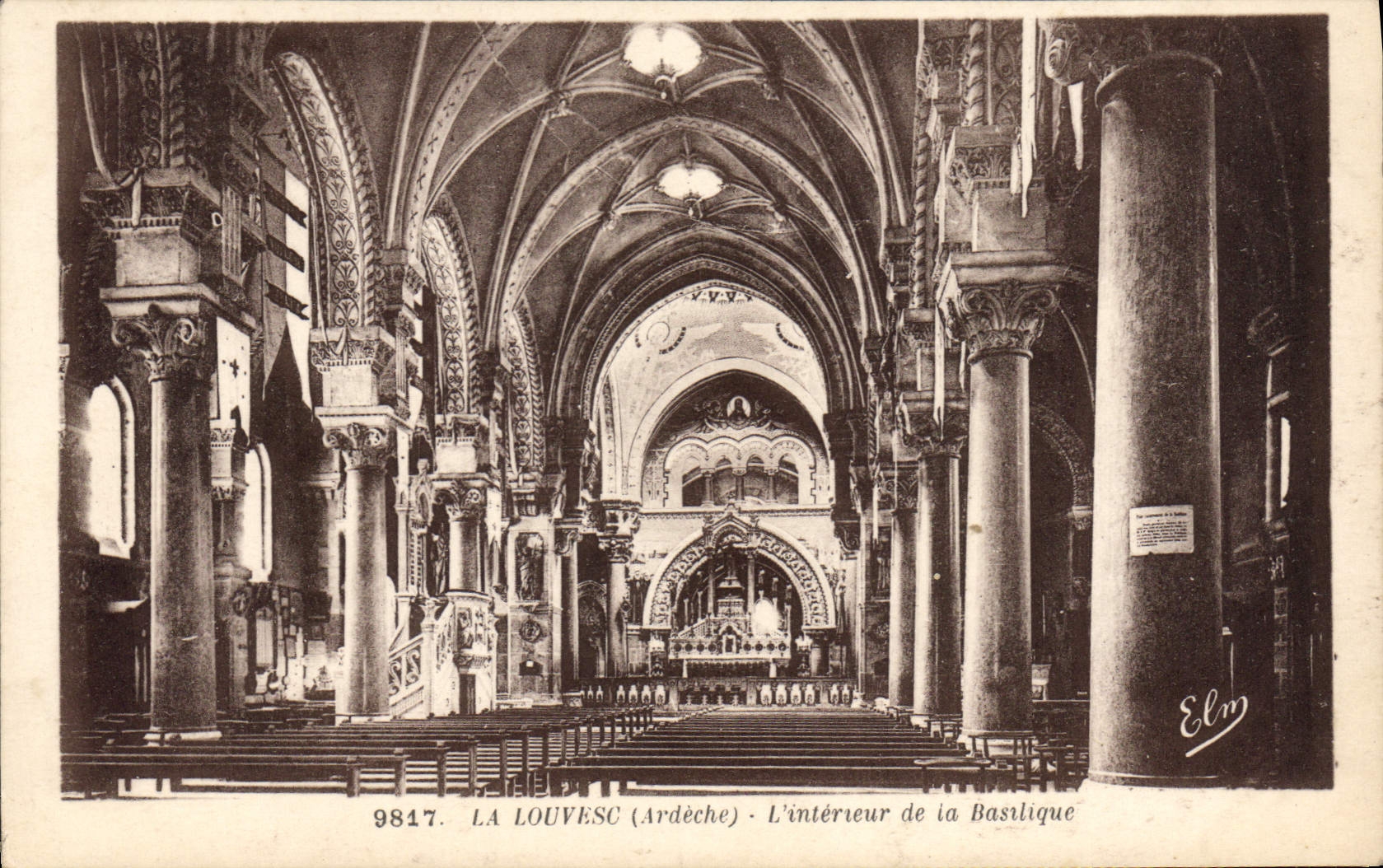 CPA La Louvesc Ardeche L'Interieur de la Basilique