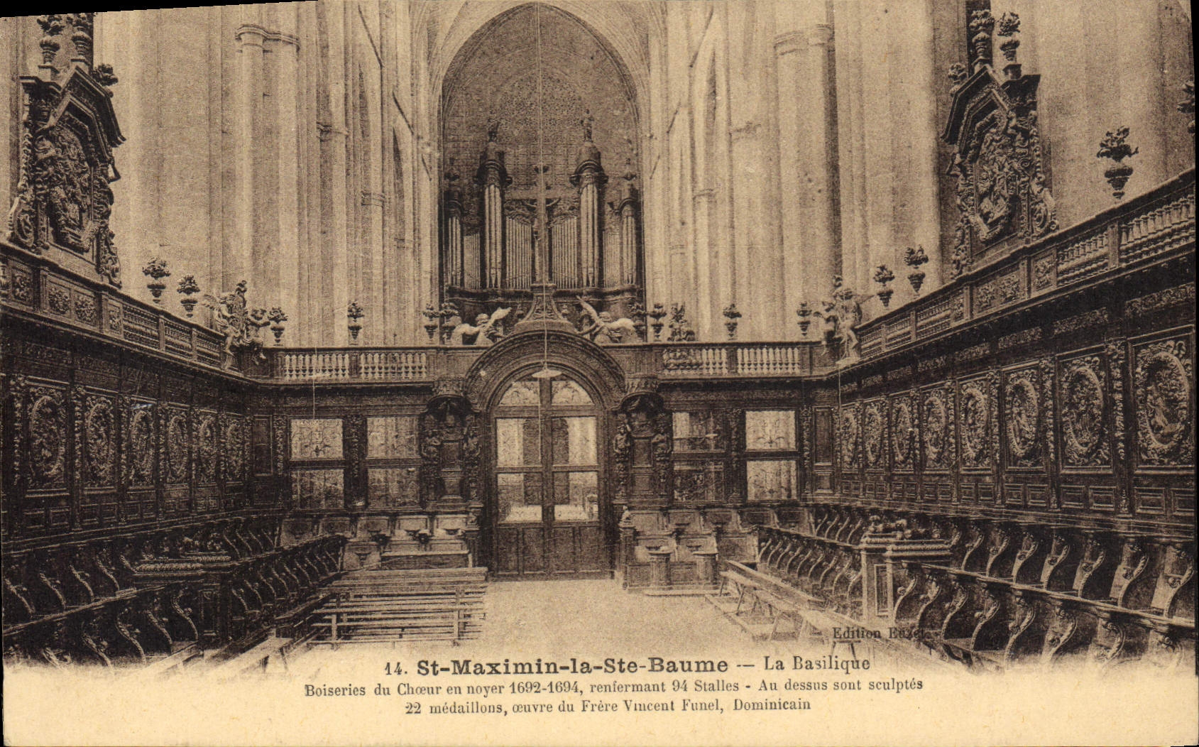 CPA St Maximin la Ste Baume Orgue La basilique
