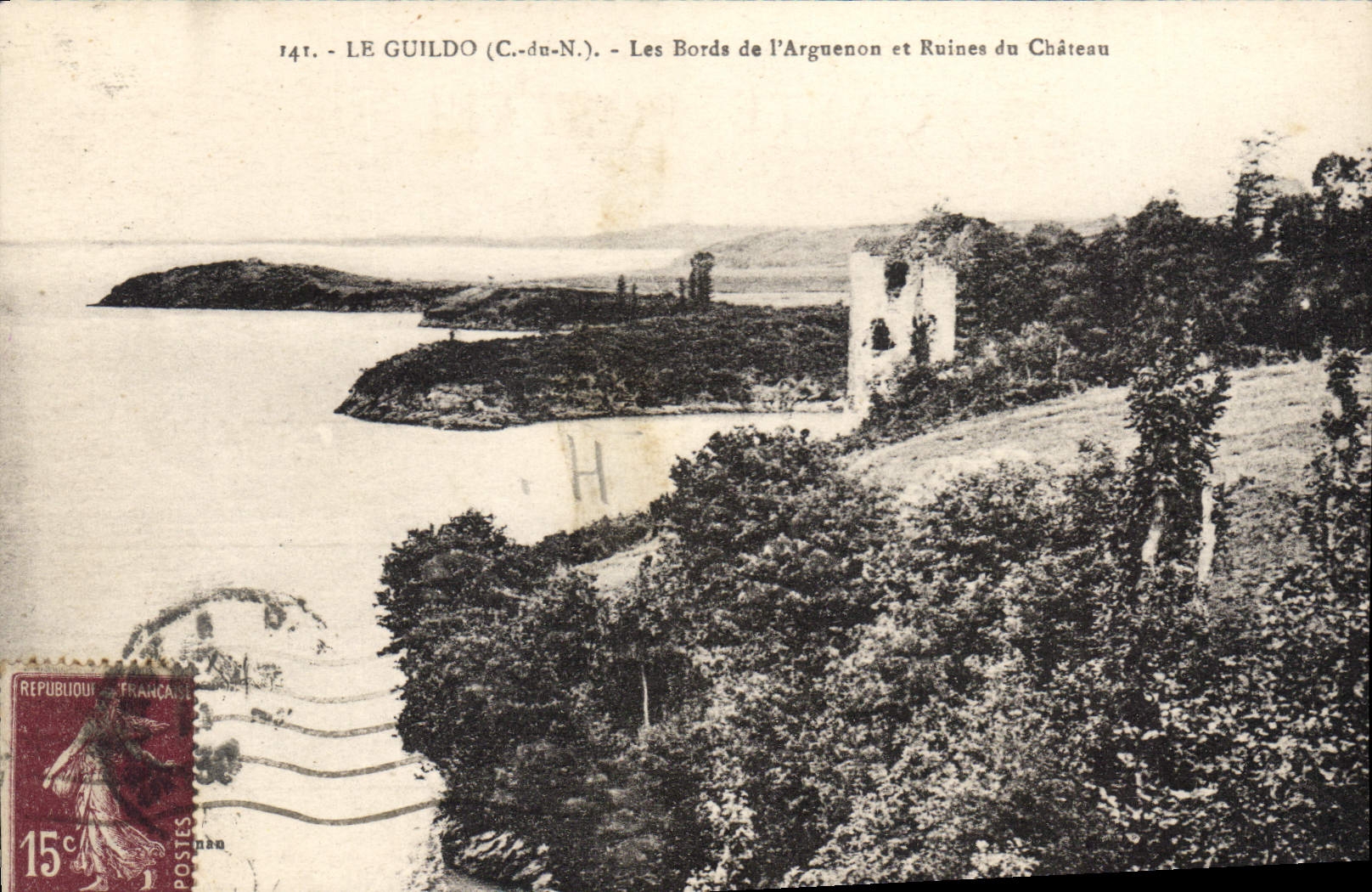 CPA Le Guildo (C du N) Les Bords de l'Arguenon et Ruines du Chateau