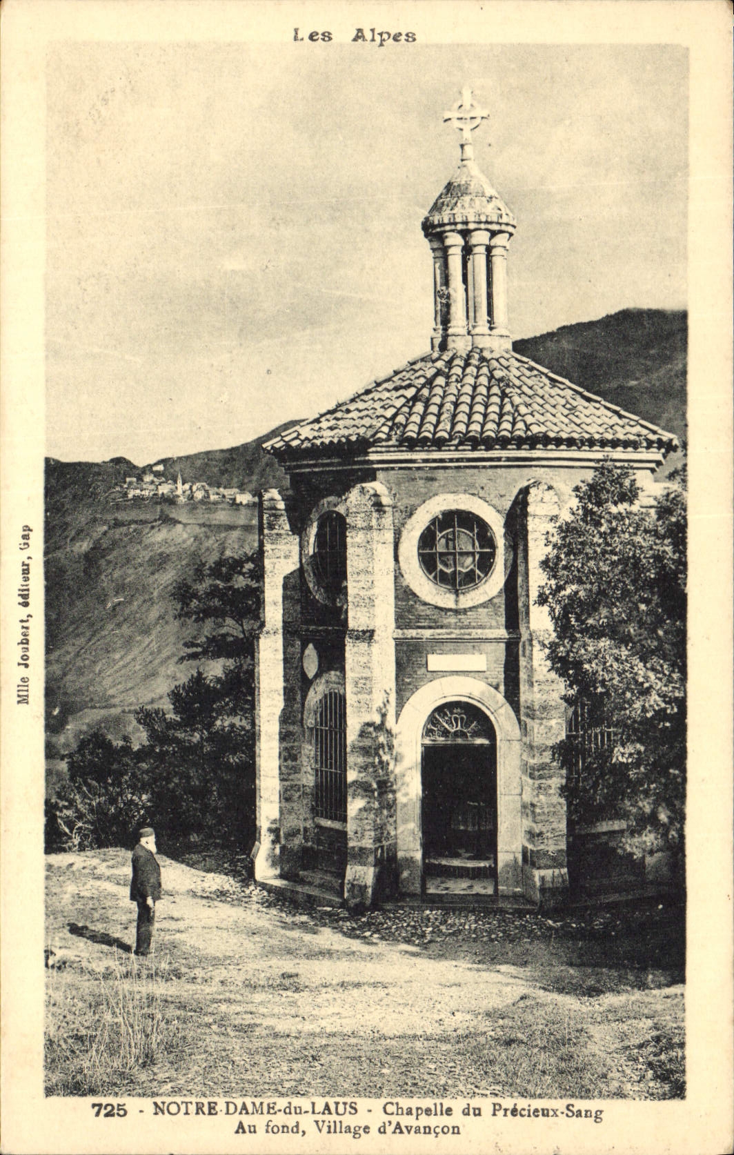 CPA Les Alpes Notre Dame du Laus Chapelle du Precieux Sang Au fond d'Avancon