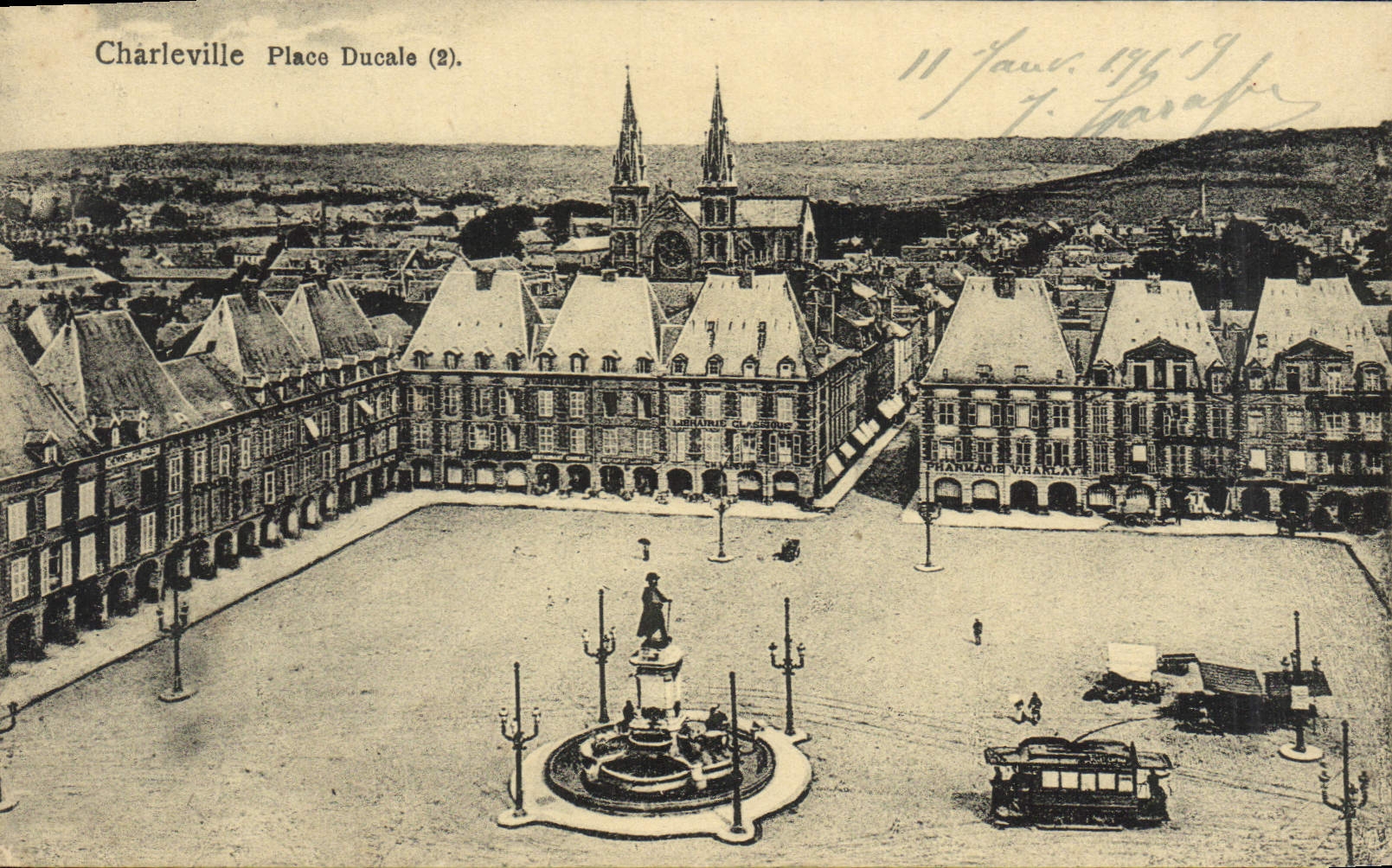 CPA Charleville Place Ducale