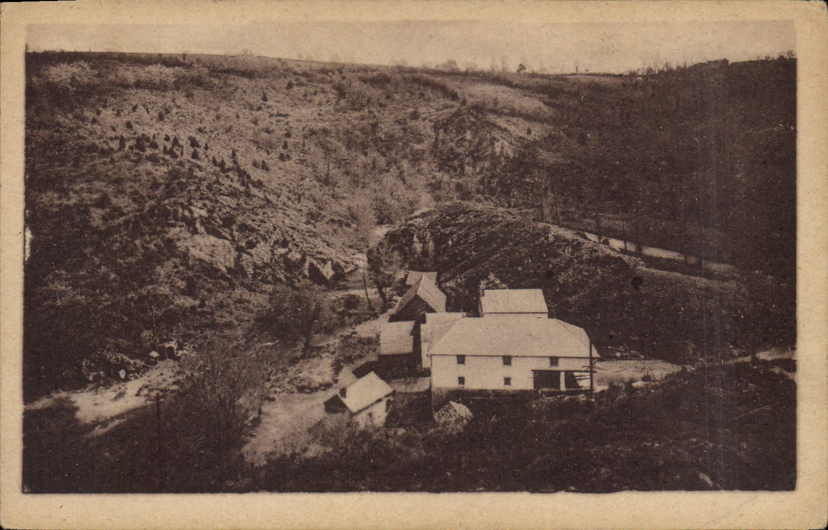CPA Environs d'Auzances (Creuse) Vallee du Cher Moulin de Saillant