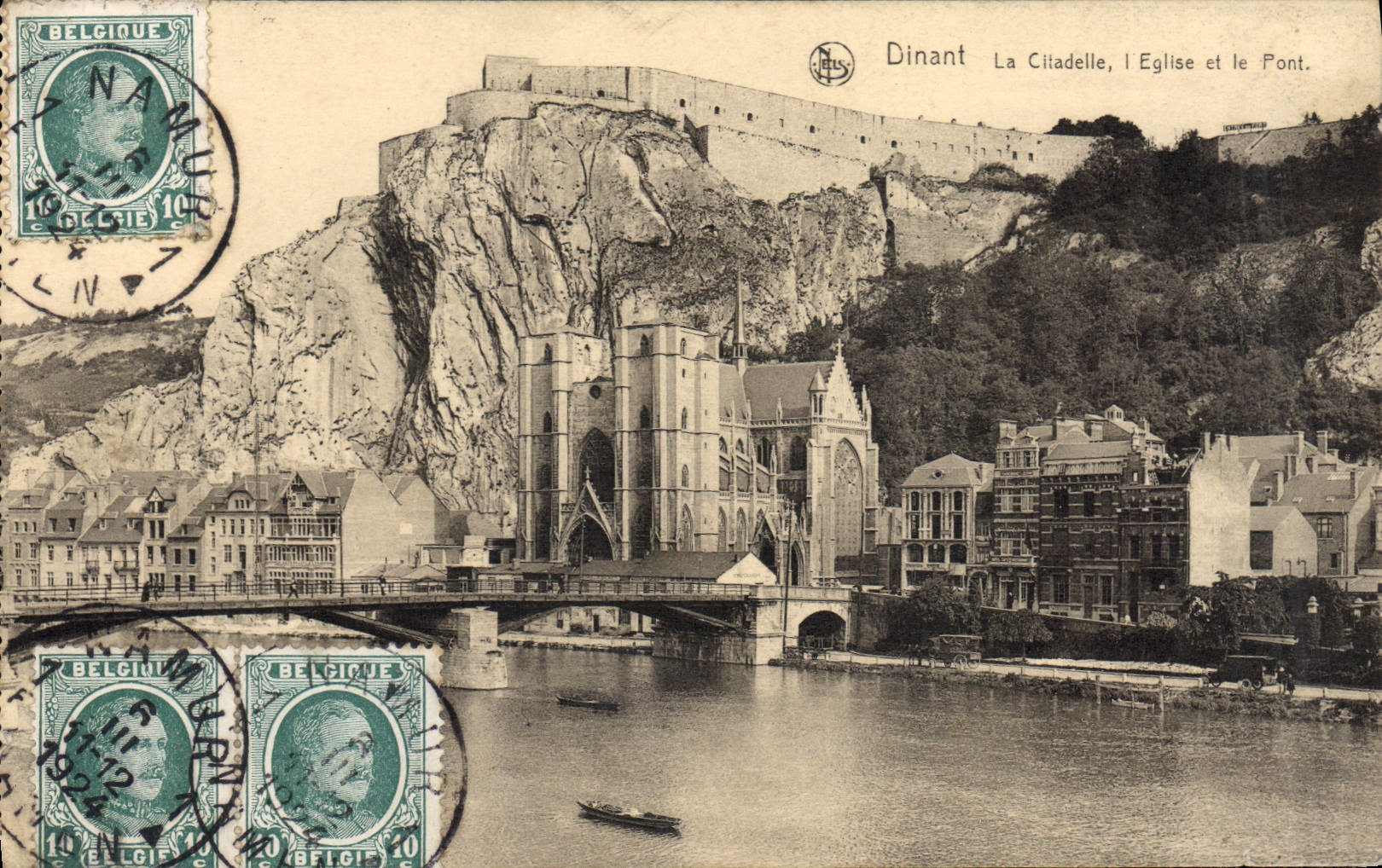 CPA Dinant La Chadelle l'Eglise et le Pont
