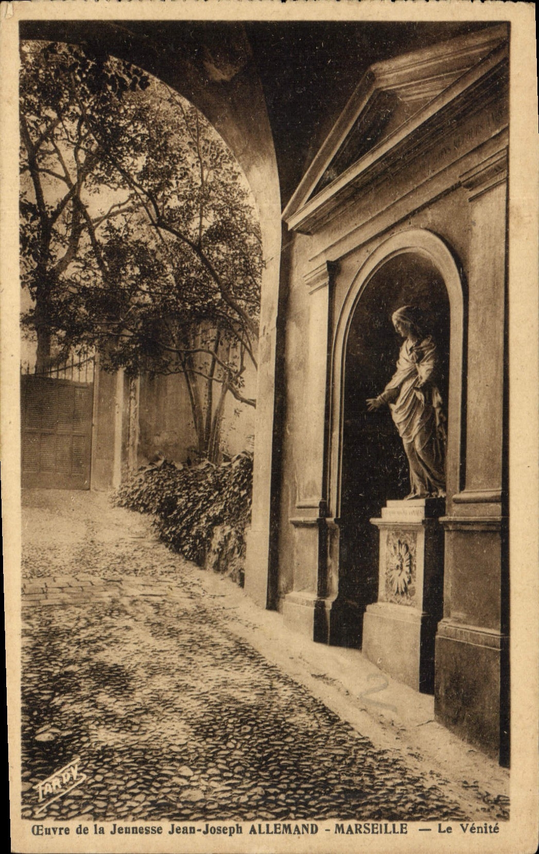 CPA Oeuvre de la Jeunesse Jean Joseph Allemand Marseille La Venite