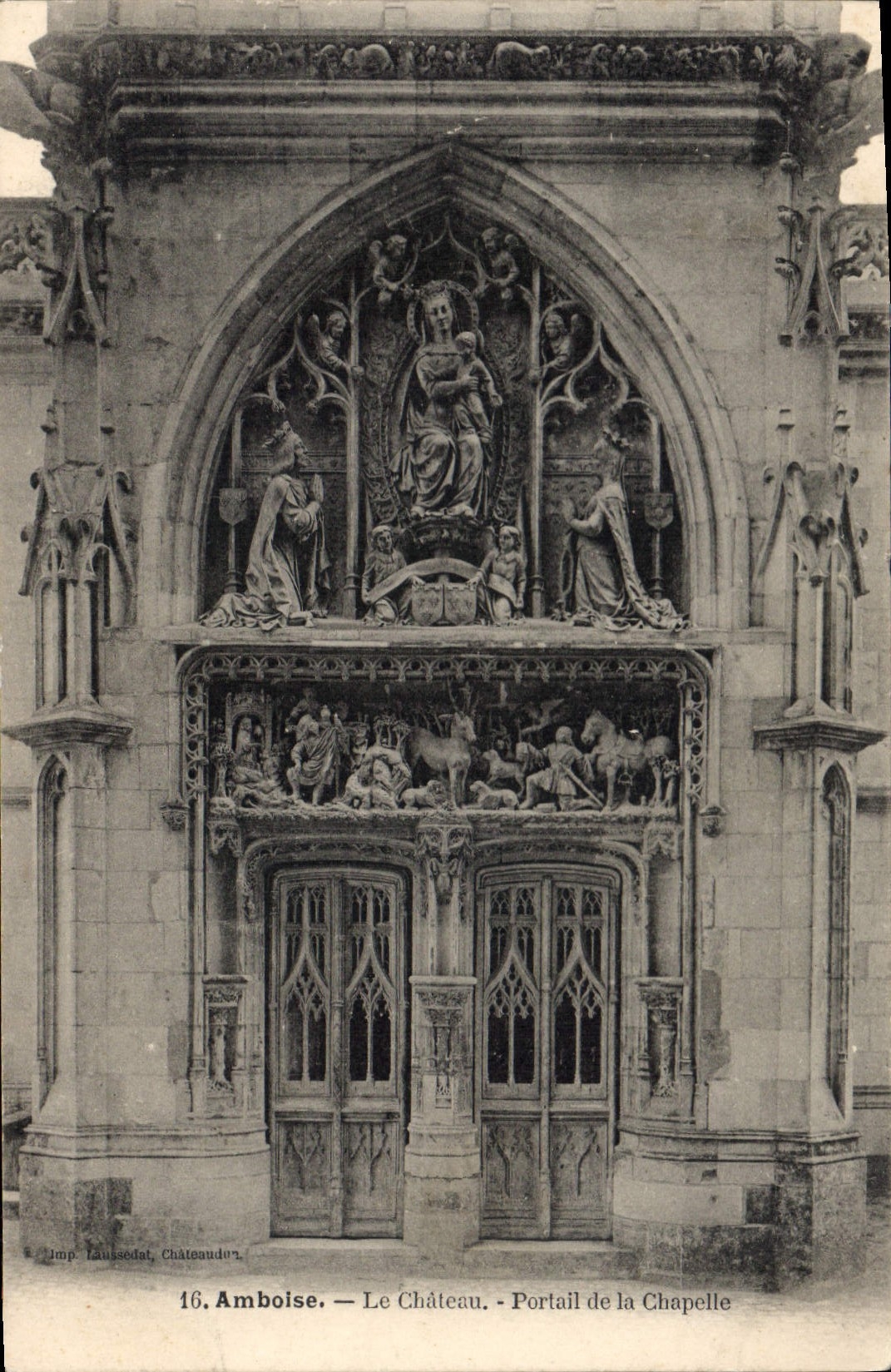 CPA Amboise Le Chateau Portail de la Chapelle