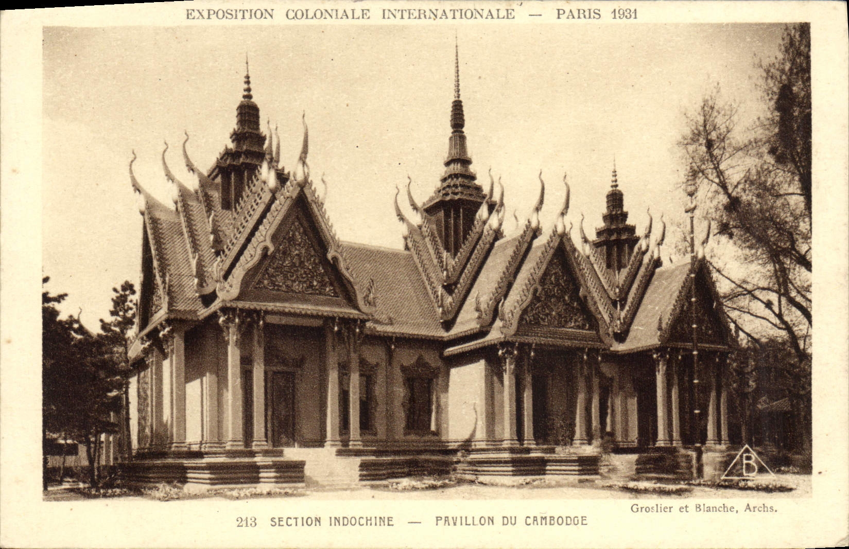 CPA Paris Exposition Coloniale Internationale Section Indochine Pavillon du Cambodge