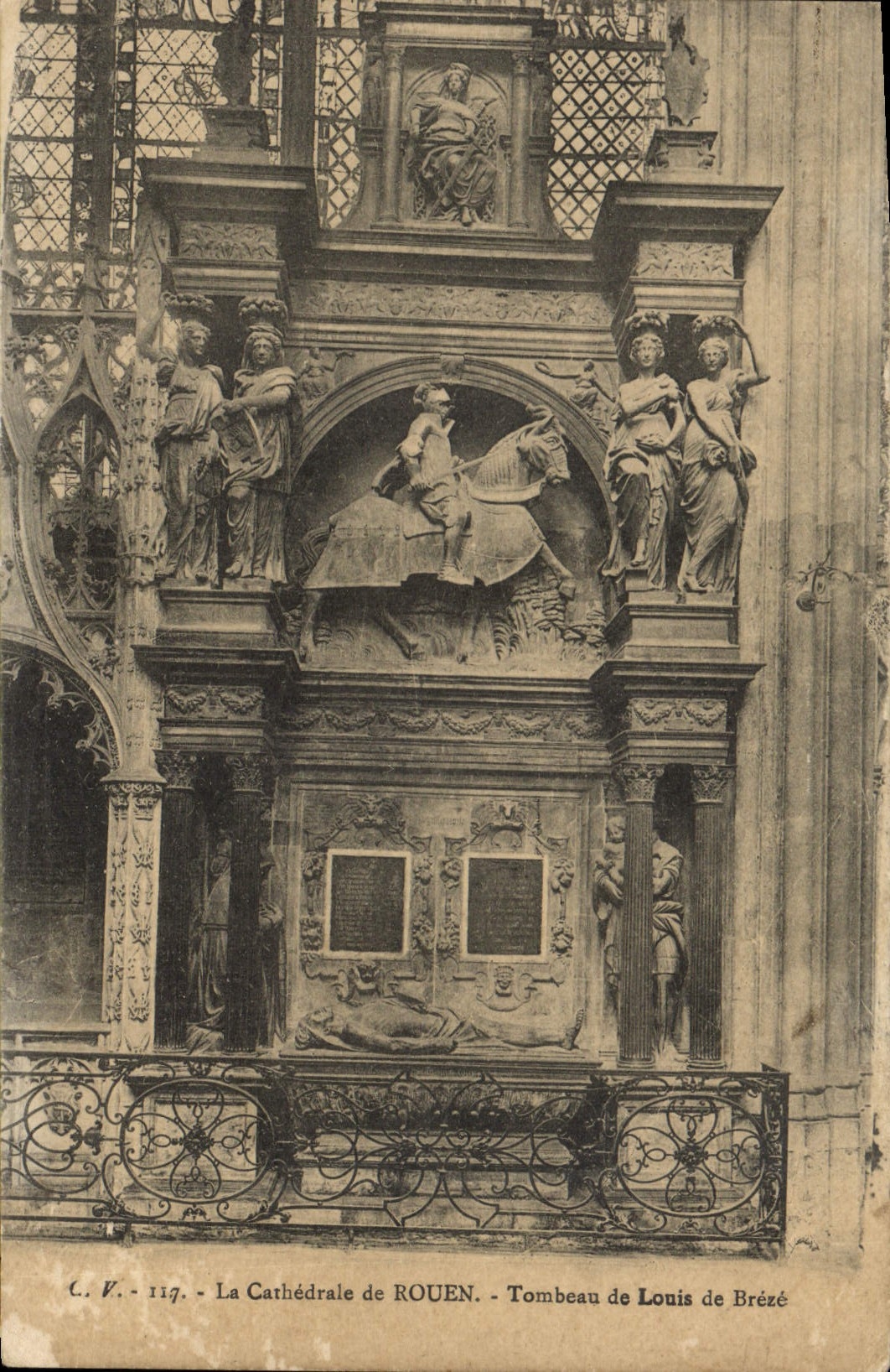 CPA La Cathedrale de Rouen Tombeau de Louis de Brexe