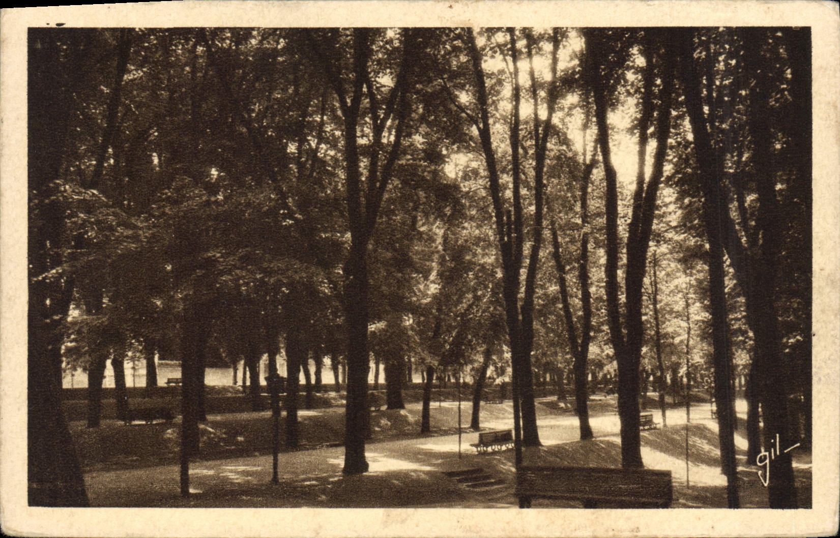 CPA Le Mans (Sarthe) Quinconce des Jacobins