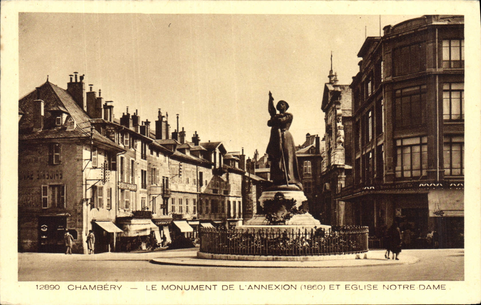 CPA Chambery Le Monument de l'annexion (1860) et Eglise Notre Dame