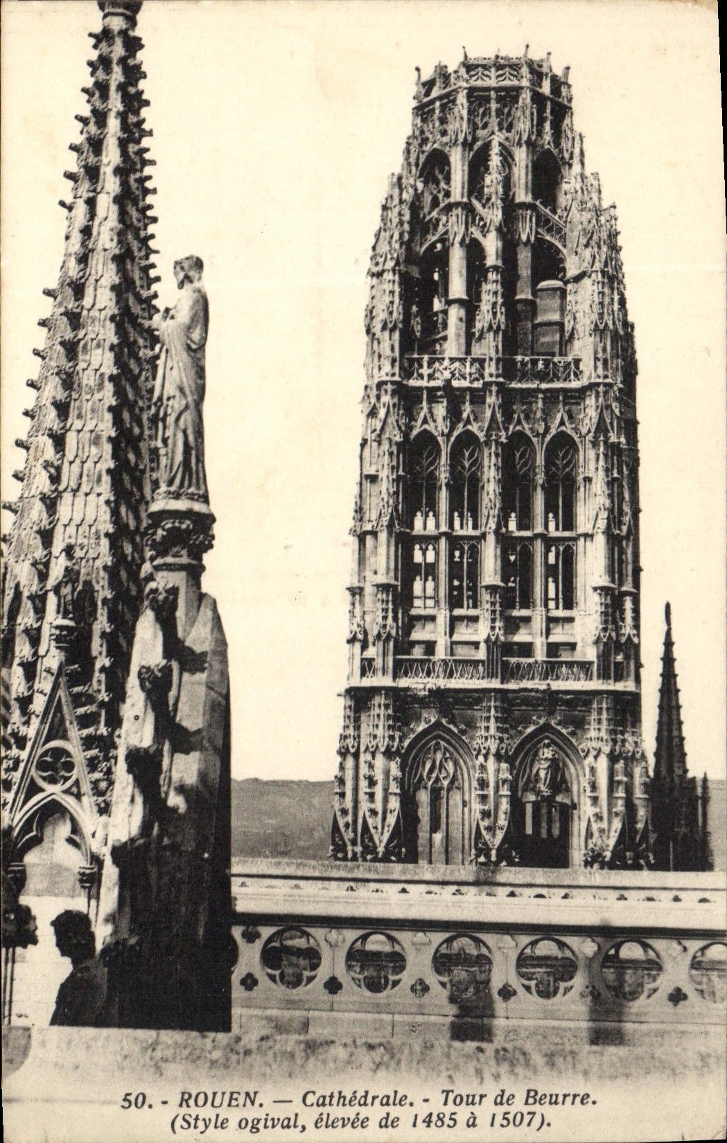 CPA Rouen Cathedrale Tour de Beurre (Style ogival elevee de 1485 a 1507)