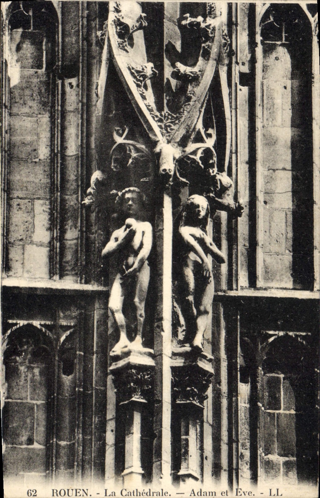 CPA Rouen La Cathedrale Adam et Eve