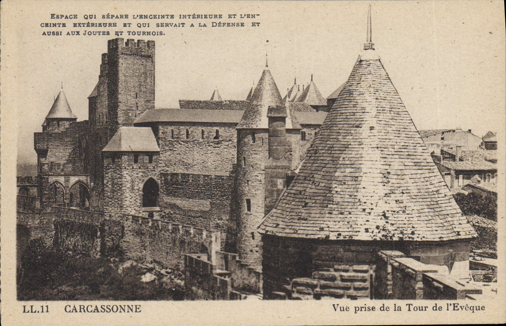 CPA Carcassonne Vue prise de la Tour de l'Eveque 