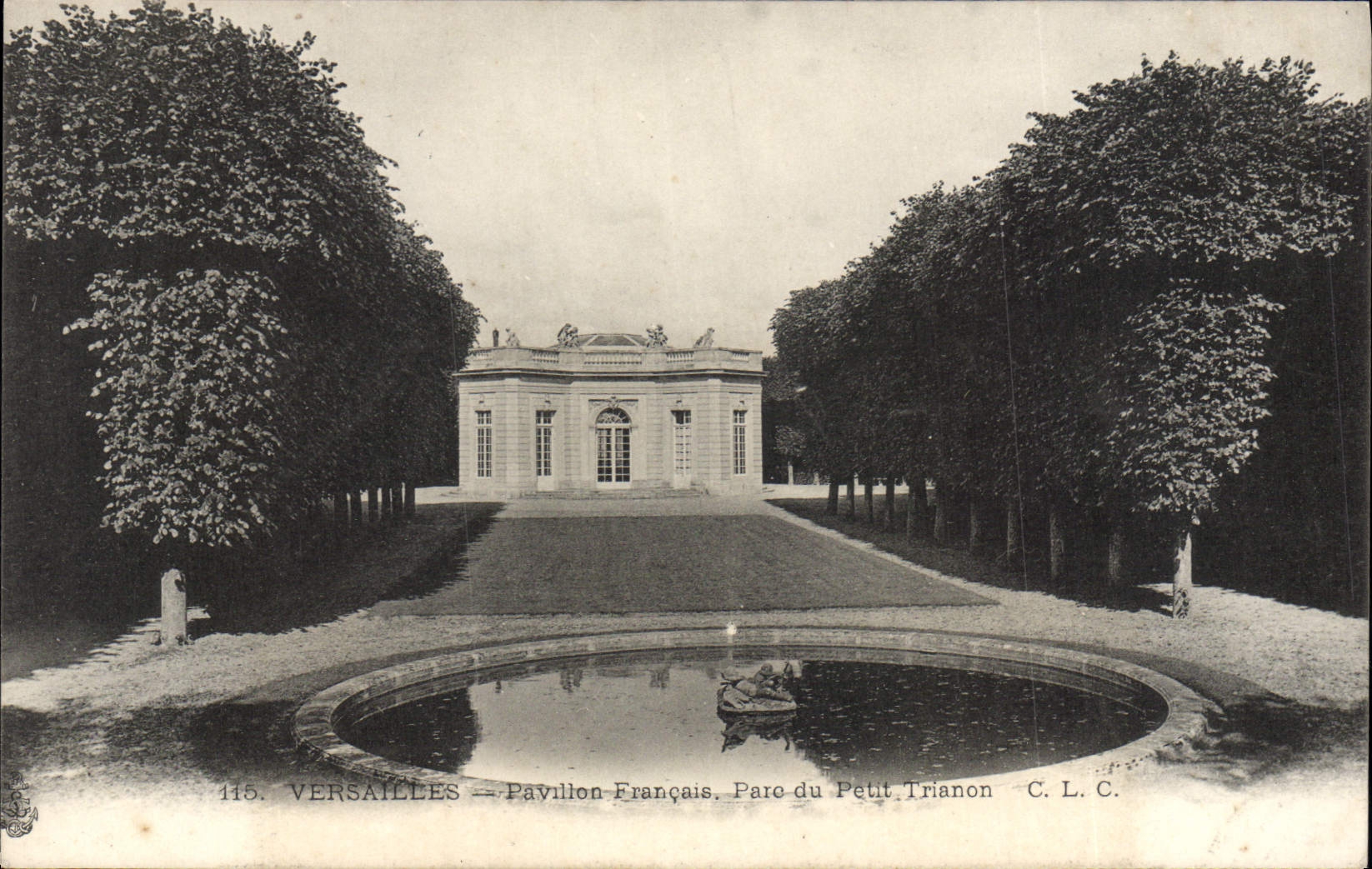 CPA Versailles Pavillon Francais Parc du Petit Trianon 