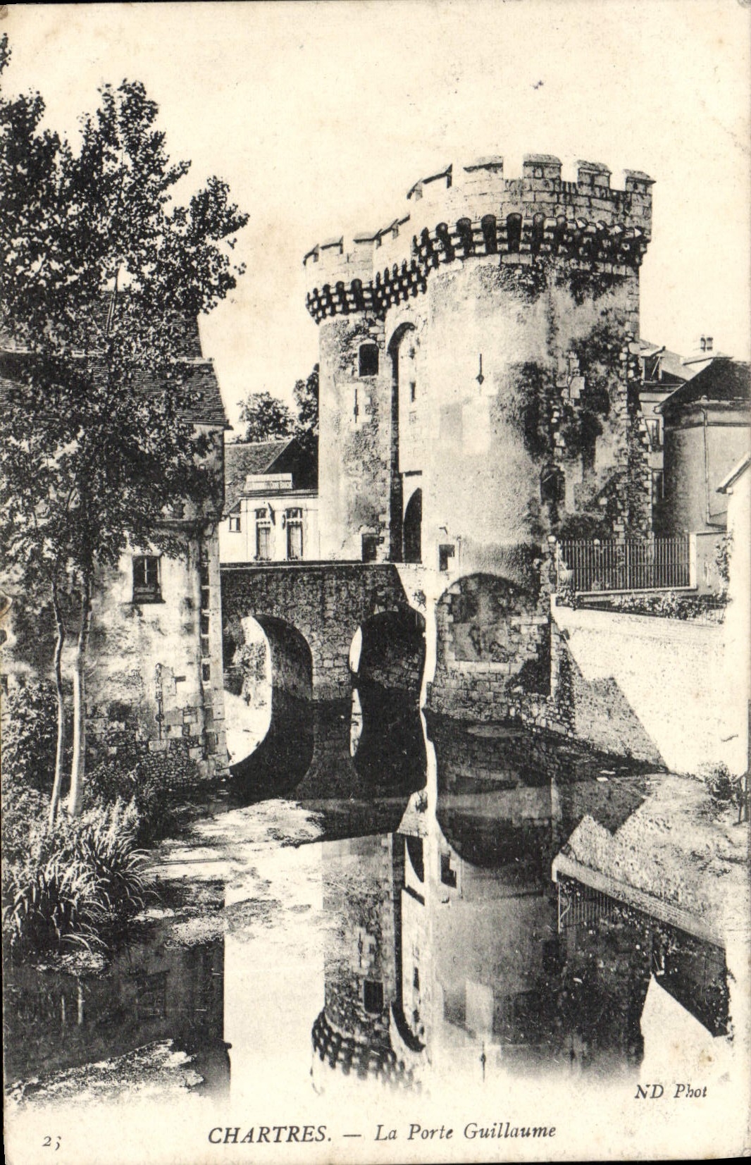 CPA Chartres La Porte Guillaume 