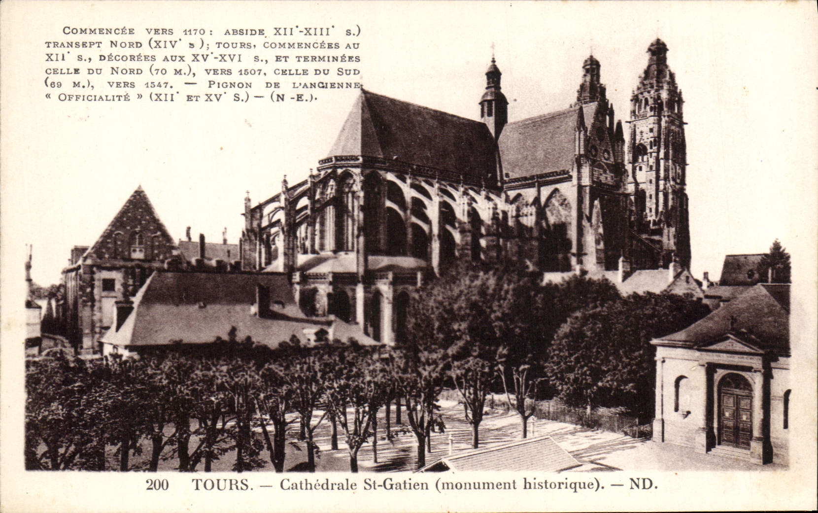 CPA Tours Cathedrale St Gatien monument historique