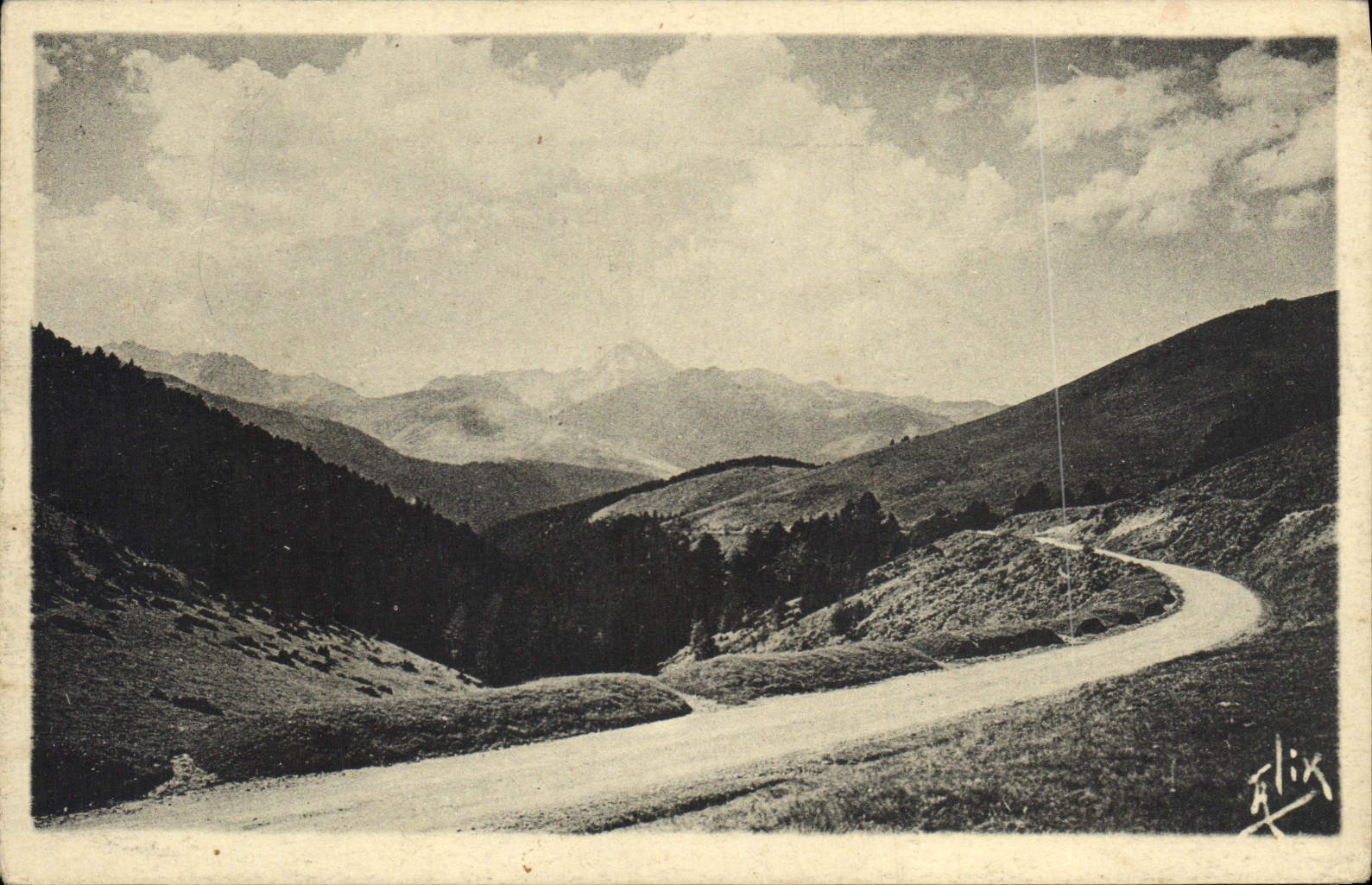 CPA Les Pyrenees Route du Col d'Aspin