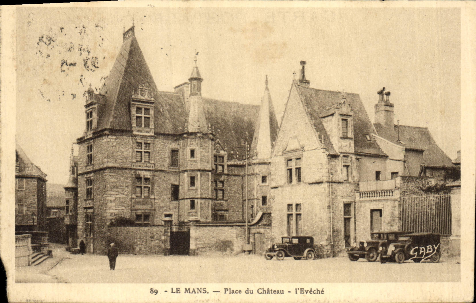 CPA Le Mans place du Chateau l'Eveche 
