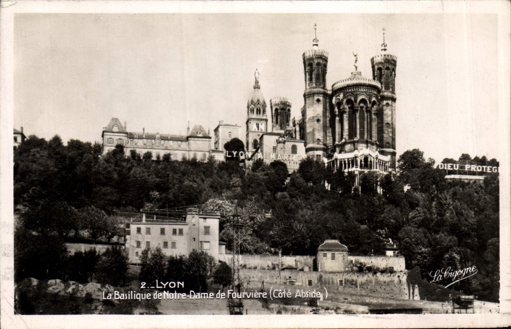 CPA Lyon La Basilique de Notre dame de Fourviere cote Abside