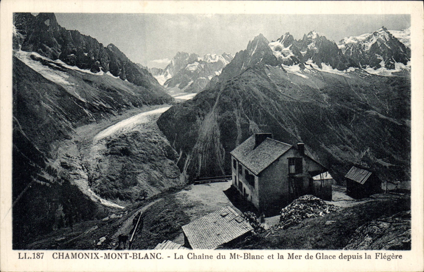 CPA Chamonix Mont Blanc la chaine du Mt Blanc et la mer de Glace depuis la Flegere 