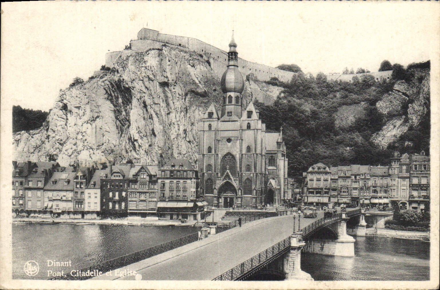 CPA Dinant pont Gitadelle et Eglise 