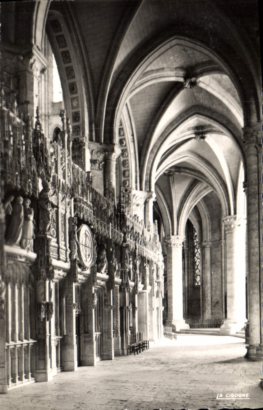 CPA Chartres La Cathedrale le Deambulatoire 