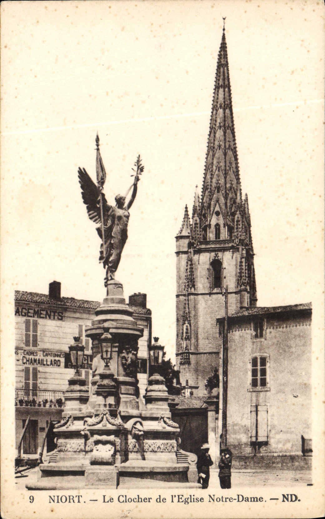 CPA Niort Le Clocher de l'Eglise Notre Dame