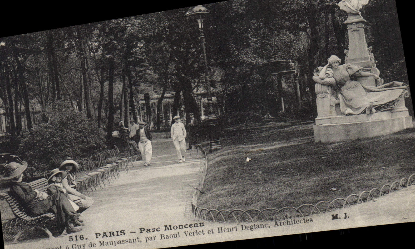 CPA Paris Parc Monceau Monument Guy de Maupassant Raoul Verlet 