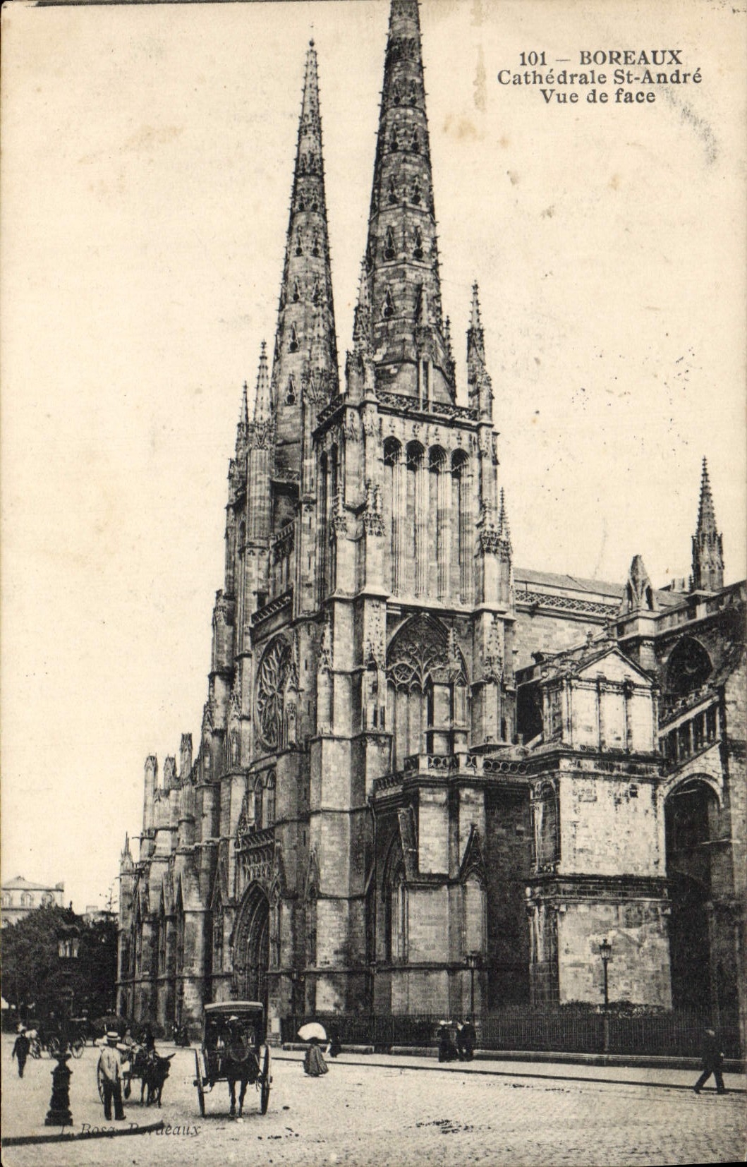 CPA Bordeaux cathedrale St Andre vue de face 