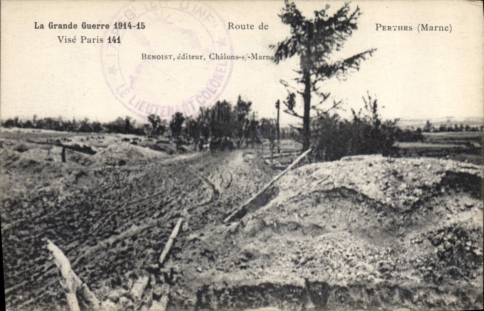 CPA Militaria la grande guerre 1914 15 Route de Perthes Marne 