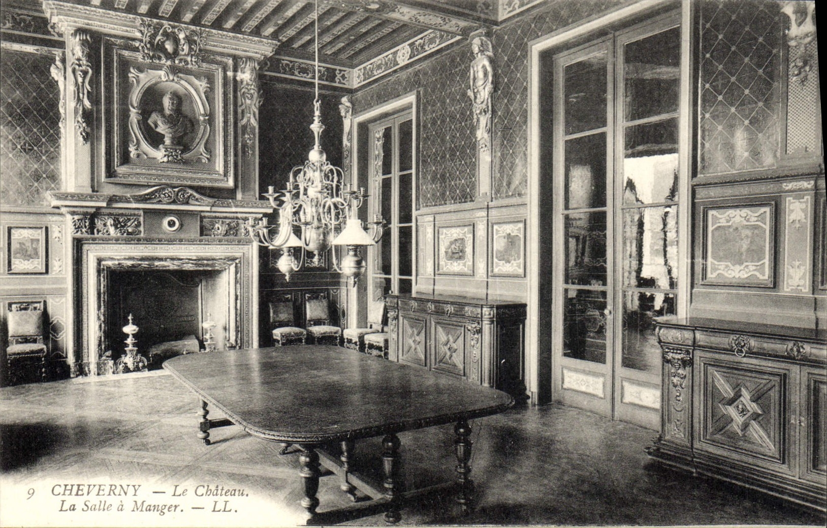 CPA Cheverny le chateau la salle a manger