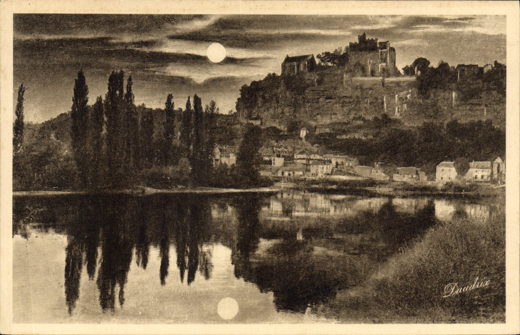CPA La Dordogne Pittoresque Chateau Feodal de Beynac et Village en Sarladais Clair de Lune